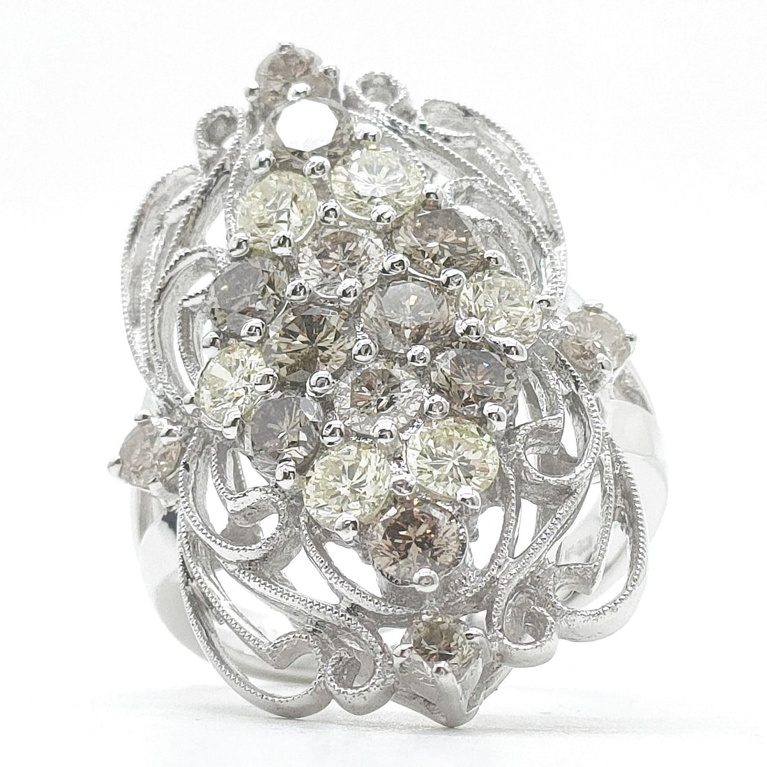 JEWELRY RING NATURAL DIAMOND WHITE GOLD: Jewelry Ring Natural Diamond White Gold Brand: Unbranded Type: Ring Material: White gold, Color: White gold Size: US 7 1/2 Accessories: None Accessories Notice: When purchasing pre-owned g