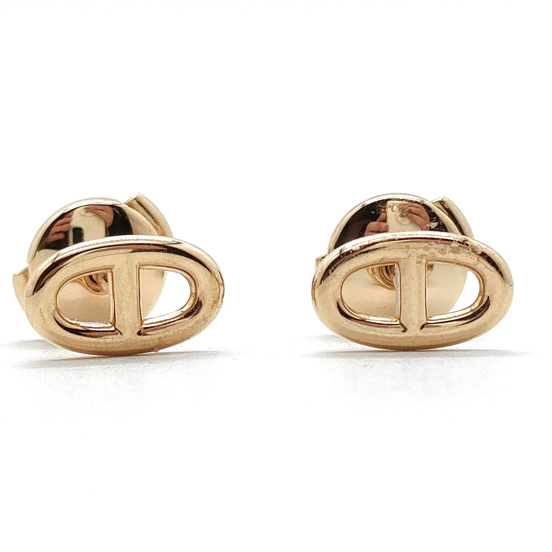 HERMES PIERCED EARRING GOLD YELLOW GOLD: Hermes Pierced Earring Gold Yellow Gold Brand: Hermes Type: Pierced Earring Material: Gold, Color: Yellow Gold Size: None Accessories: None Accessories Notice: When purchasing pre-owned go