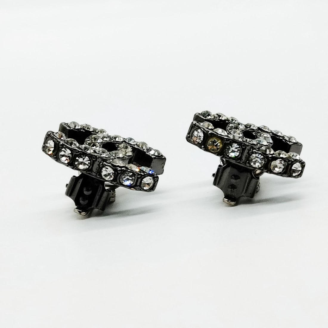 CHANEL EARRING GRAYS - 2