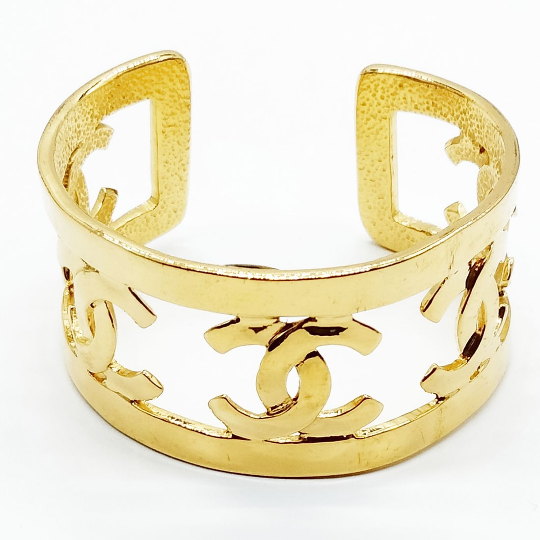 CHANEL BANGLE GOLD - 2