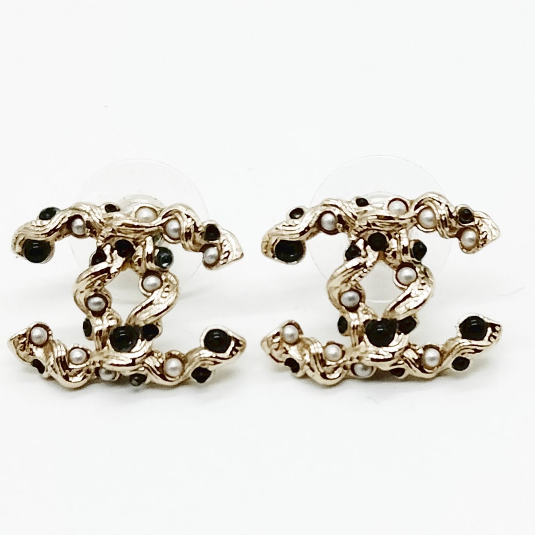 CHANEL PIERCED EARRING SILVER - 2