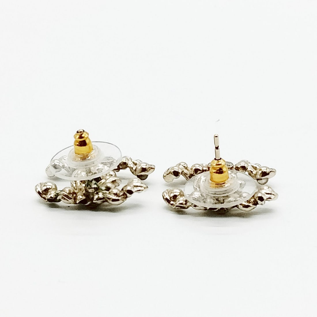 CHANEL PIERCED EARRING SILVER - 3