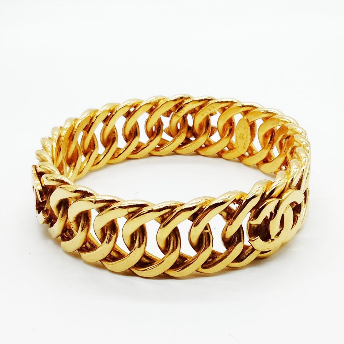 CHANEL BANGLE GOLD - 3
