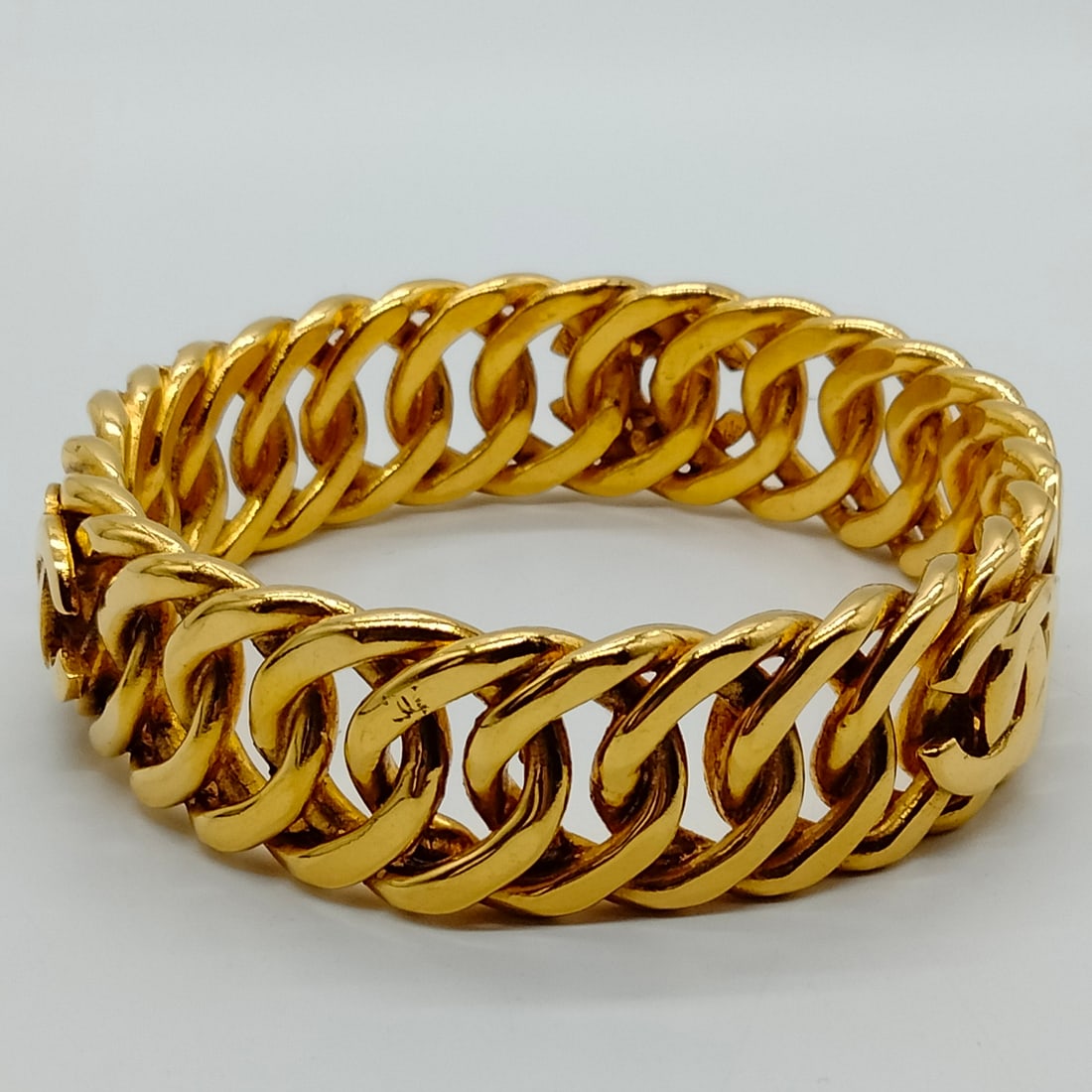 CHANEL BANGLE GOLD - 4