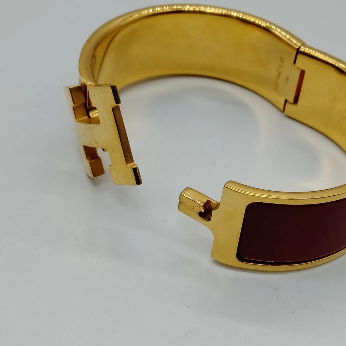 HERMES BANGLE GOLD REDS - 6