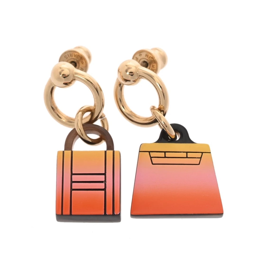 HERMES UNISEX PIERCE BUFFALO METAL AMULET MAROKINIER FUSION: HERMES unisex Pierce Buffalo Metal Amulet Marokinier Fusion Brand: HERMES Type: Pierce Material: Buffalo horn, Color: None Size: Top H/about 13mm W/about 12mm Chain length:40-45cm Chain