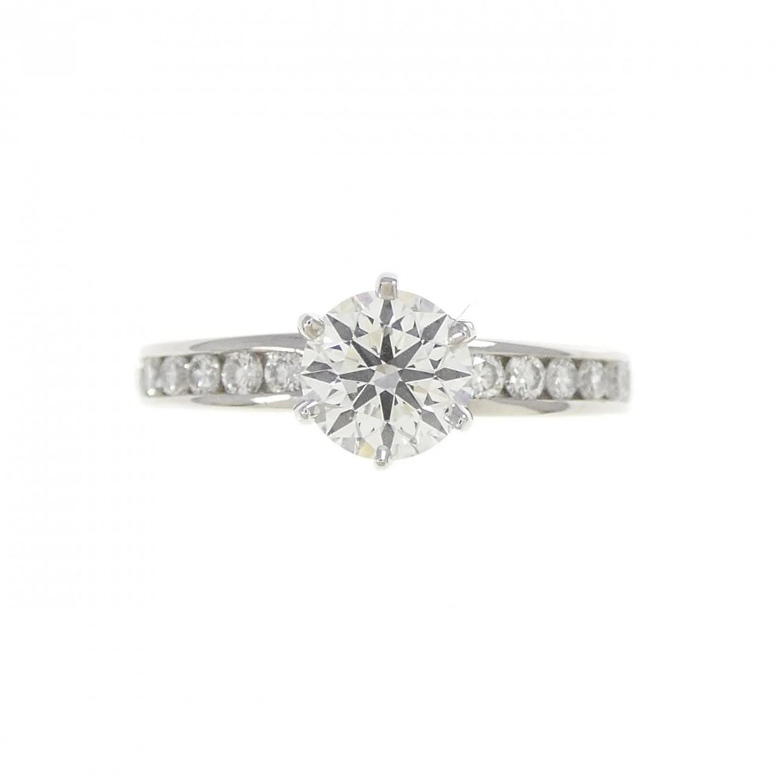 TIFFANY & CO. BEAD SETTING RING: TIFFANY & Co. Bead Setting Ring Brand: TIFFANY&Co. Type: Ring Material: Platinum950, Main Stone/Creation Natural Color: White Size: US 4.75 Accessories: None Accessories Notice: When purch