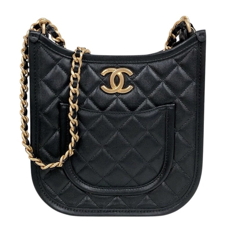 CHANEL MATELASSE HOBO SHOULDER BAG: CHANEL Matelasse Hobo Shoulder Bag Brand: CHANEL Type: Shoulder Bag Material: Ram Color: Black Gold Hardware Size: W22.5cm x H24cmx D6.5cm W8.9 x H9.4x D2.6inch Accessories: None Accessori