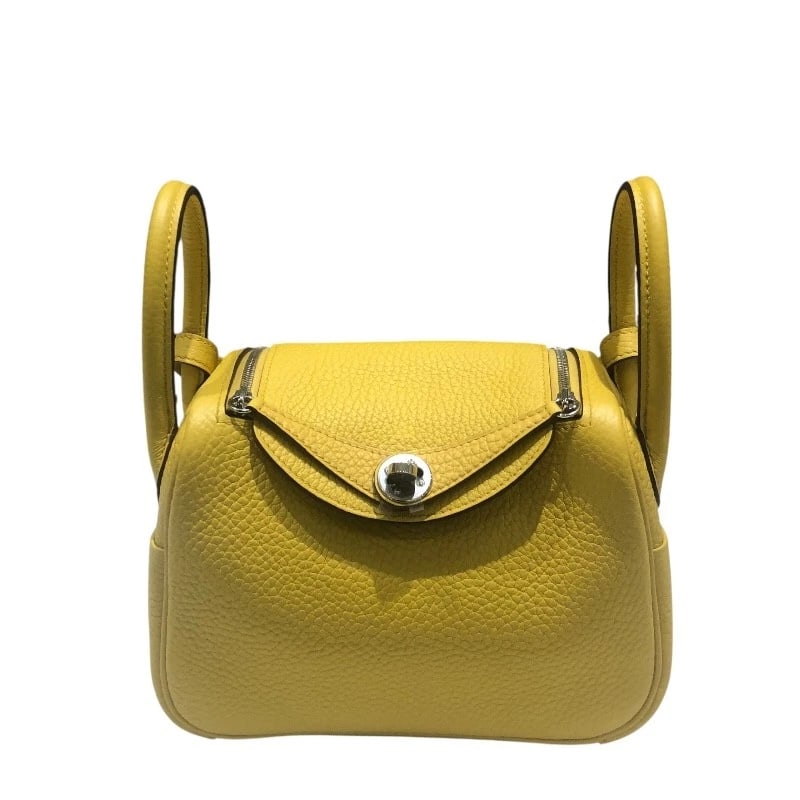 HERMES LINDY MINI SHOULDER BAG: HERMES Lindy mini Shoulder Bag Brand: HERMES Type: Shoulder Bag Material: Taurillon Clemence Color: Joannupul SilverHardware Size: W20cm x H13cmx D10cm W7.9 x H5.1x D3.9inch Accessories: None
