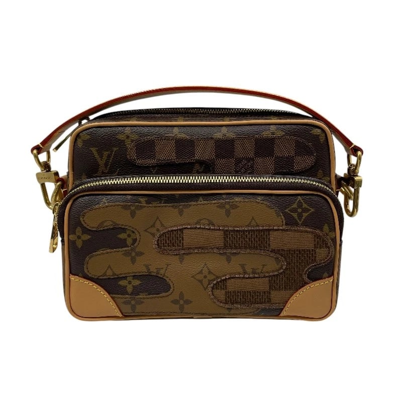 LOUIS VUITTON NILE SHOULDER BAG: LOUIS VUITTON Nile Shoulder Bag Brand: LOUIS VUITTON Type: Shoulder Bag Material: Monogram Landscape Color: Brown Size: W22cm x H16cmx D9cm W8.7 x H6.3x D3.5inch Accessories: None Accessor