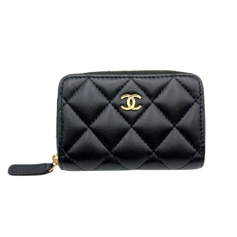 CHANEL CLASSIC ZIP COIN PURSE COIN PURSE: CHANEL Classic zip coin purse coin purse Brand: CHANEL Type: coin purse Material: lambskin Color: Black Gold Hardware Size: W11cm x H7.5cmx D1.5cm W4.3 x H3.0x D0.6inch Accessories: None A