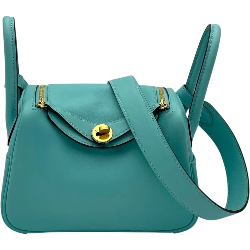 HERMES MINI LINDY SHOULDER BAG: HERMES Mini Lindy Shoulder Bag Brand: HERMES Type: Shoulder Bag Material: Swift Color: Blue Atoll GDHardware Size: W19cm x H13cmx D9cm W7.5 x H5.1x D3.5inch Accessories: None Accessories N
