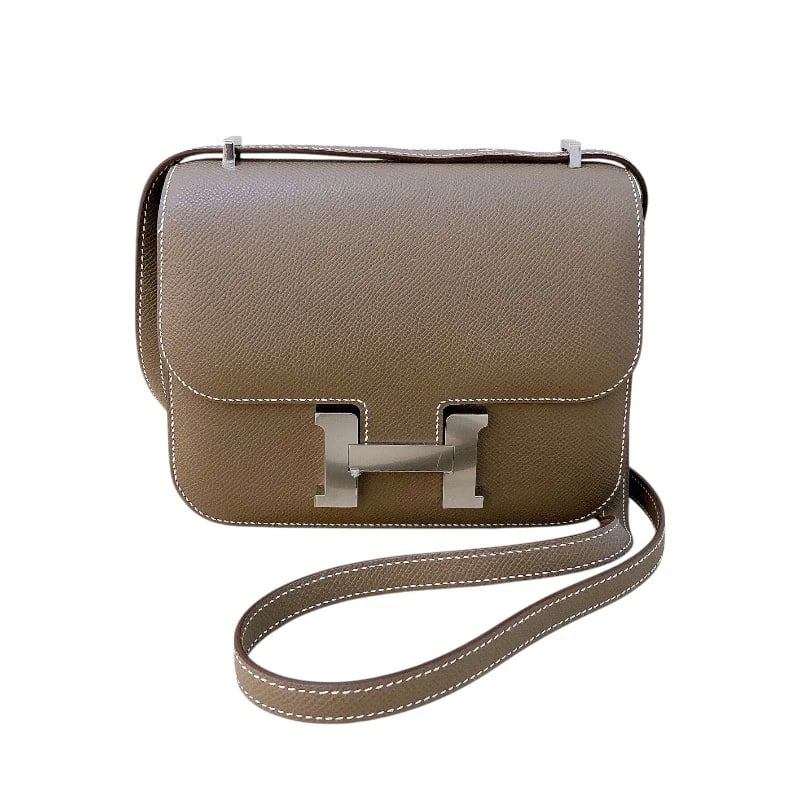 HERMES CONSTANCE 3 MINI MIROIR SHOULDER BAG: HERMES Constance 3 Mini Miroir Shoulder Bag Brand: HERMES Type: Shoulder Bag Material: Epsom Color: Etop SilverHardware Size: W18cm x H14cmx D6cm W7.1 x H5.5x D2.4inch Accessories: None Ac