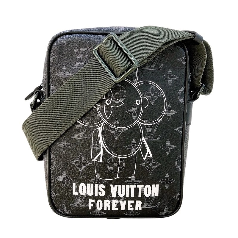 LOUIS VUITTON DANUBE PM VIVIENNE SHOULDER BAG: LOUIS VUITTON Danube PM Vivienne Shoulder Bag Brand: LOUIS VUITTON Type: Shoulder Bag Material: Monogram Clipse Color: black Size: W15cm x H21cmx D6.5cm W5.9 x H8.3x D2.6inch Accessories: None