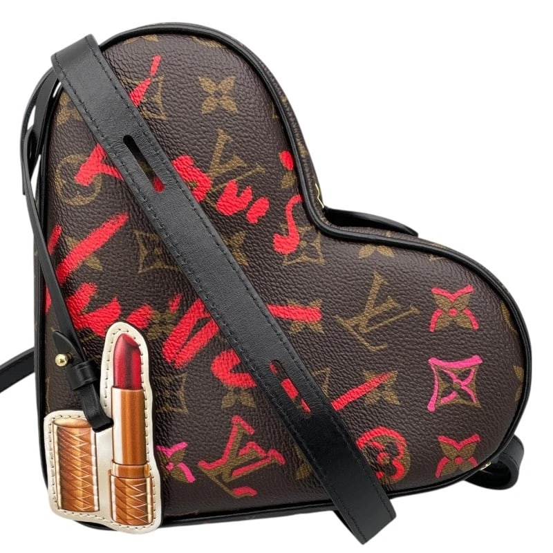 LOUIS VUITTON SAC COOL FALLING IN LOVE VALENTINE'S DAY: LOUIS VUITTON Sac Cool Falling in Love Valentine's Day Brand: LOUIS VUITTON Type: Shoulder Bag Material: Monogram Color: Brown Size: W40cm x H30cmx D15cm W15.7 x H11.8x D5.9inch Accessories: None
