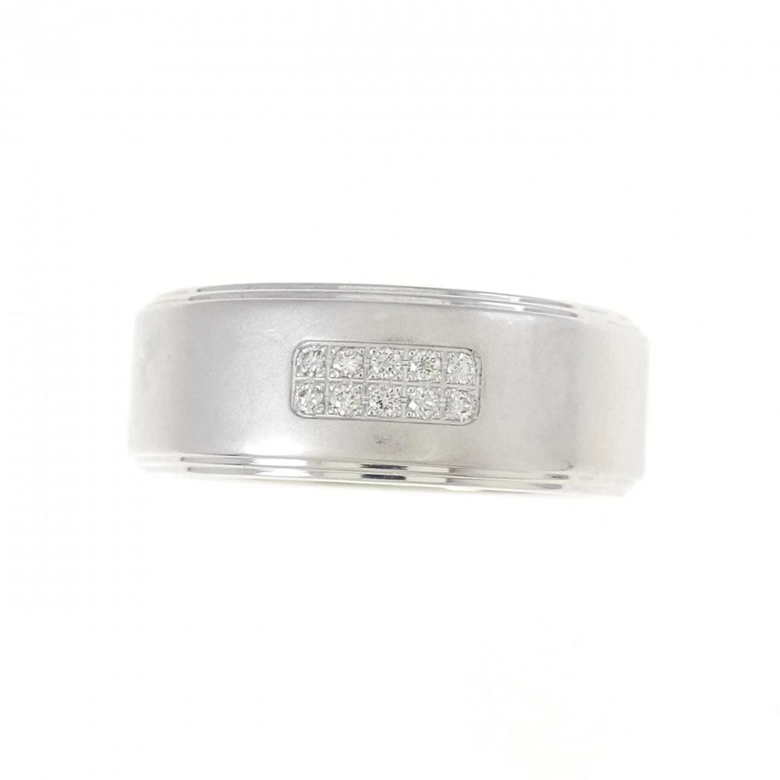 TIFFANY & CO. CENTURY RING: TIFFANY & Co. Century Ring Brand: TIFFANY&Co. Type: Ring Material: 750 white gold, Main Stone/Creation Natural Color: White Gold Size: US 10.25 Accessories: None Accessories Notice: When purchasing