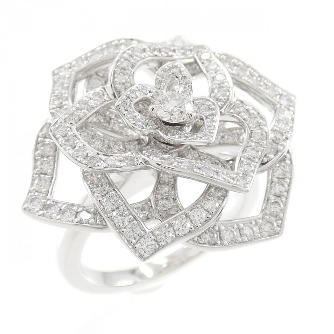 PIAGET FLOWER DIAMOND RING: PIAGET Flower Diamond Ring Brand: PIAGET Type: Ring Material: 750 white gold, Main Stone/Creation Natural Color: white gold Size: US 6 Accessories: None Accessories Notice: When purchasing pre-owned