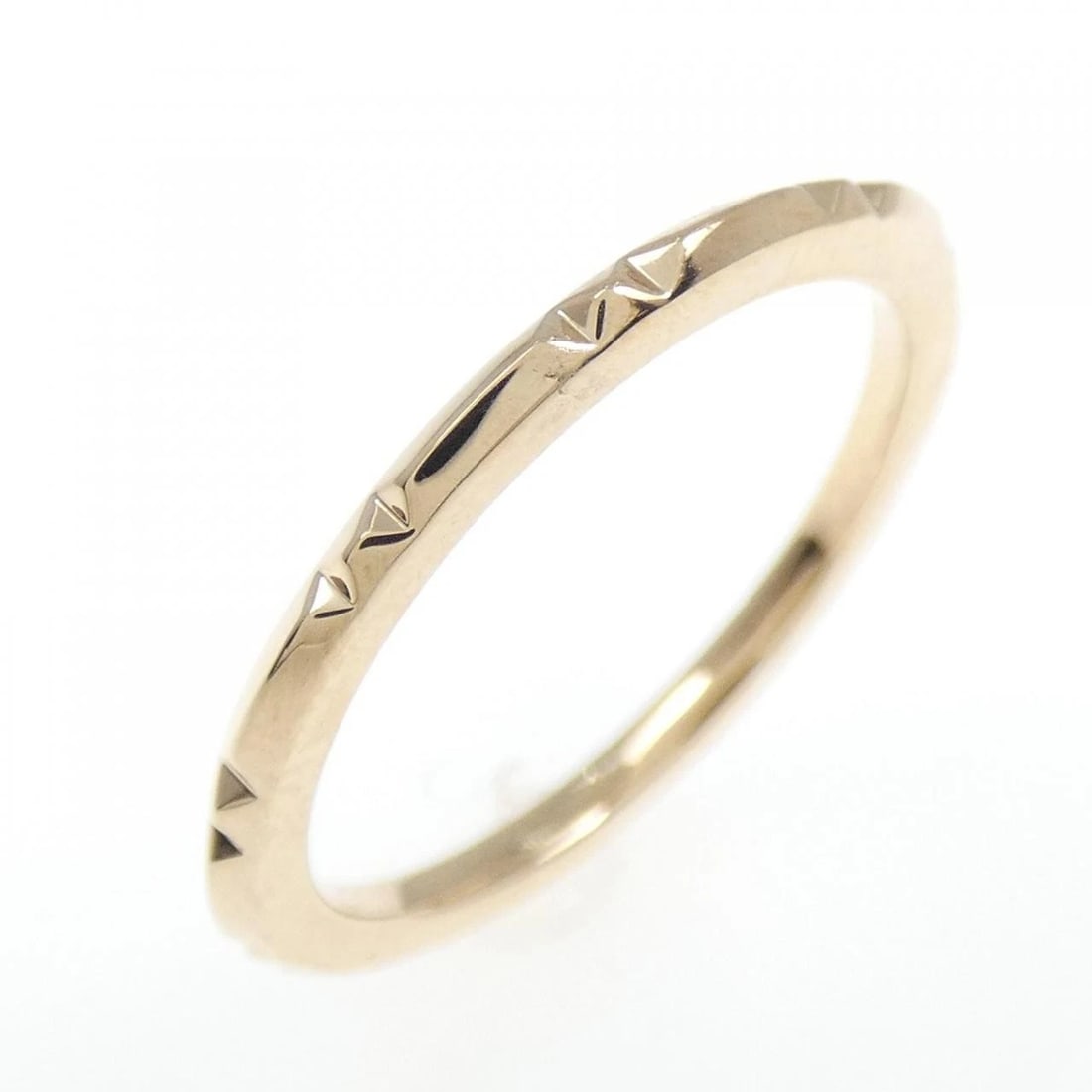 TIFFANY & CO. T TRUE BAND RING: TIFFANY & Co. T True Band Ring Brand: TIFFANY&Co. Type: Ring Material: 750 Pink Gold, Color: pink Gold Size: US 4 1/4 Accessories: None Accessories Notice: When purchasing pre-owned goods,