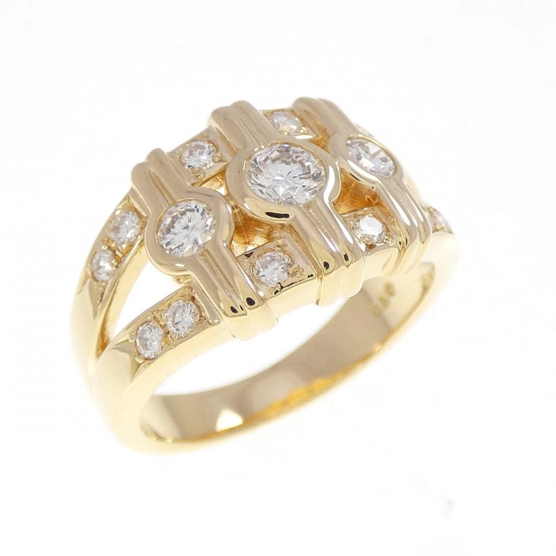 TASAKI DIAMOND RING: Tasaki Diamond Ring Brand: TASAKI Type: Ring Material: K18 yellow gold, Main Stone/Creation Natural Color: Yellow Gold Size: US 5 Accessories: None Accessories Notice: When purchasing pre-owned