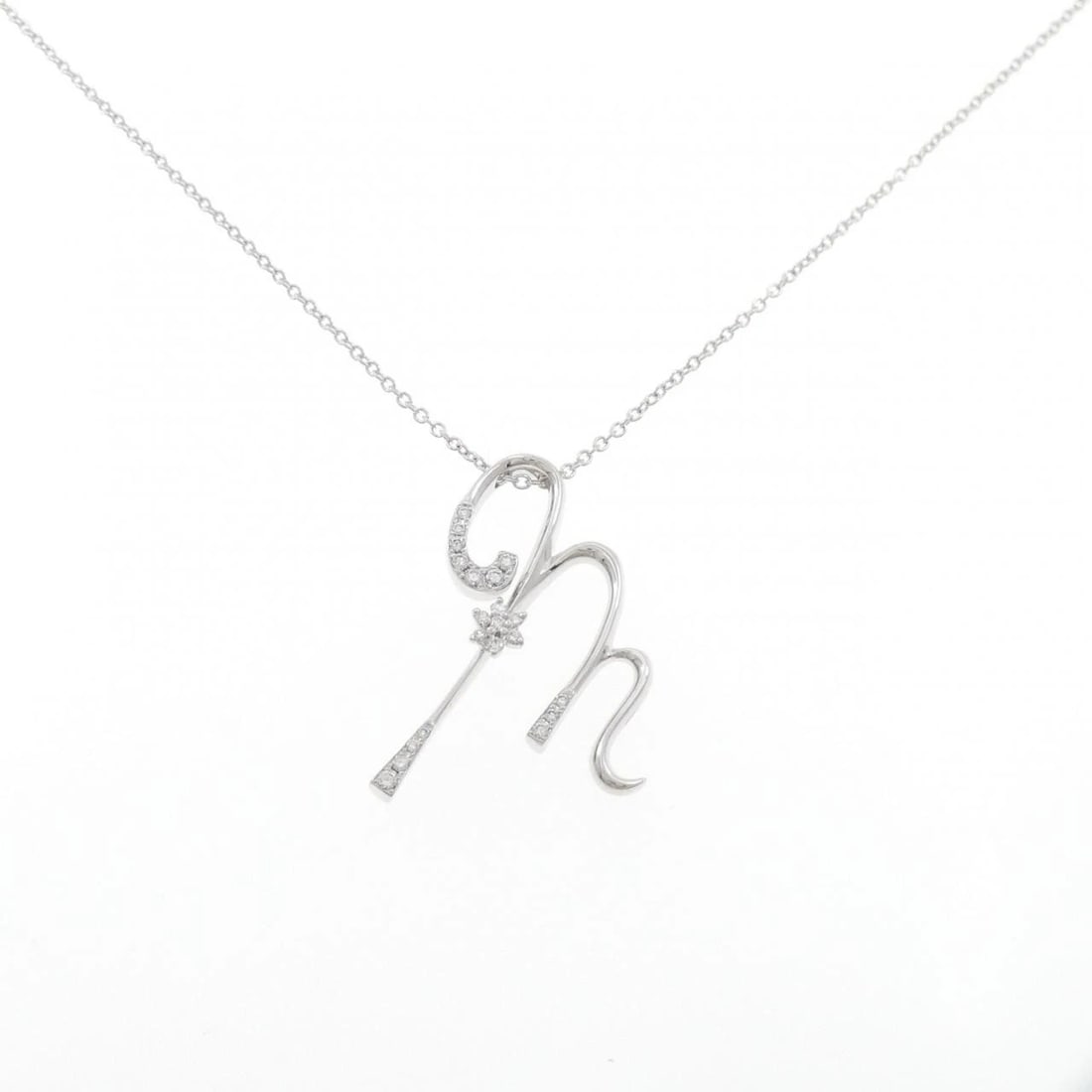 PONTE VECCHIO DIAMOND NECKLACE: Ponte Vecchio Diamond Necklace Brand: Ponte Vecchio Type: Necklace Material: K18 white gold, Main Stone/Creation Natural Color: White Gold Size: 44?50cm Actual Size Pendant length approx. x width