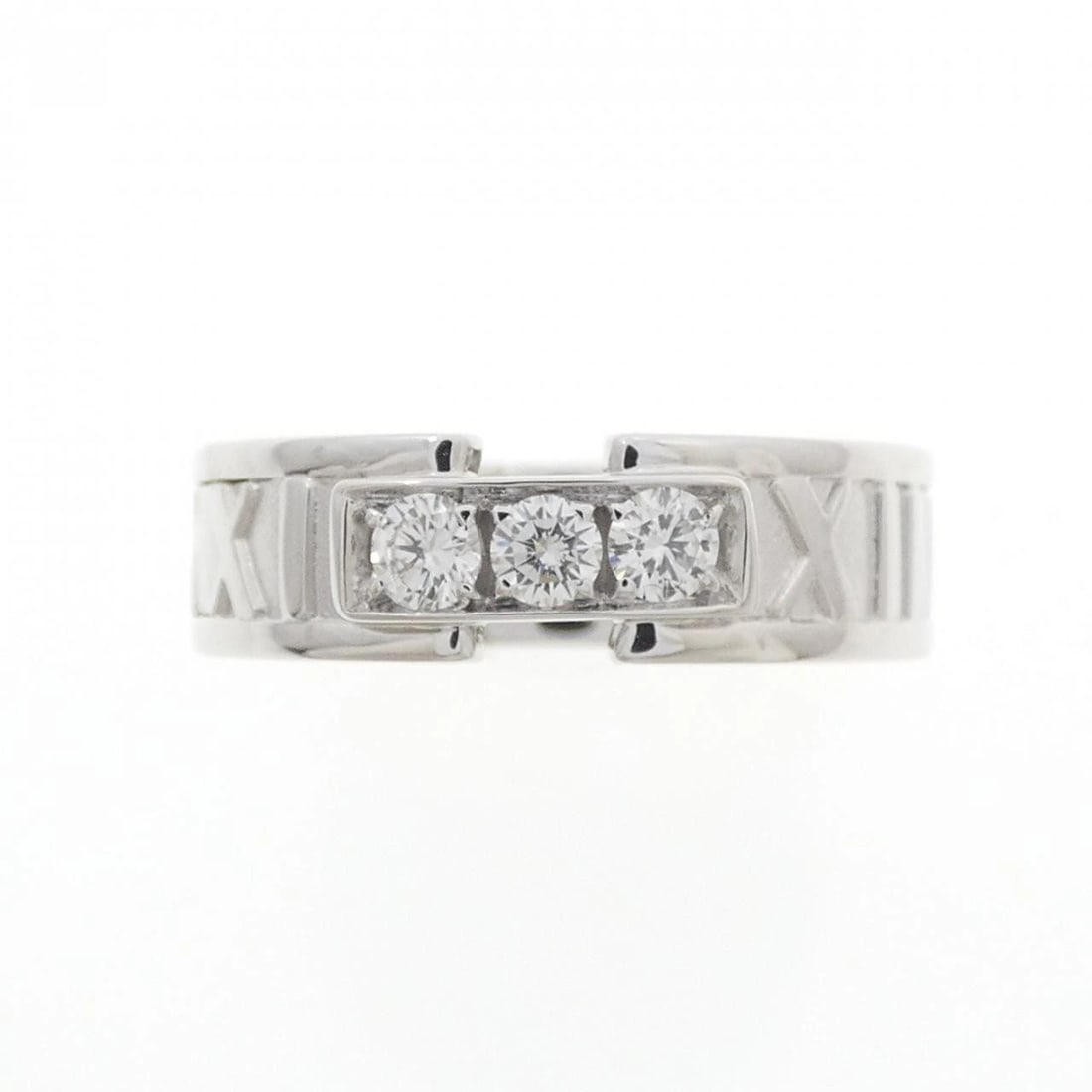 TIFFANY&CO. ATLAS RING: TIFFANY&Co. Atlas Ring Brand: TIFFANY&Co. Type: Ring Material: 750 white gold, Main Stone/Creation Natural Color: White Gold Size: US 5 Accessories: None Accessories Notice: When purchasing pre-owned