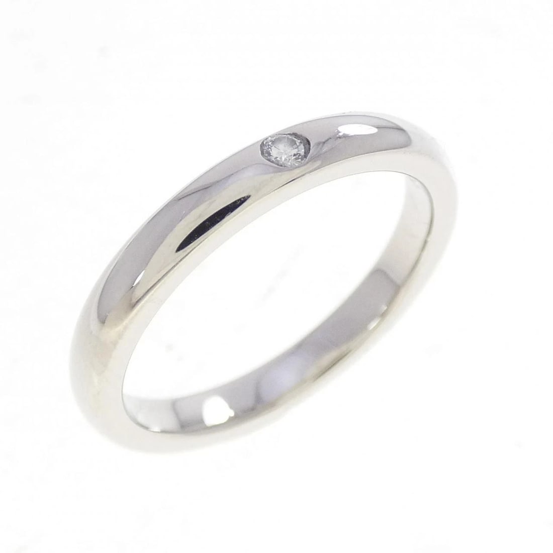 TIFFANY&CO. STACKING BAND RING: TIFFANY&Co. Stacking Band Ring Brand: TIFFANY&Co. Type: Ring Material: Platinum950, Main Stone/Creation Natural Color: Platinum Size: US 5 1/2 Accessories: None Accessories Notice: When purchasing