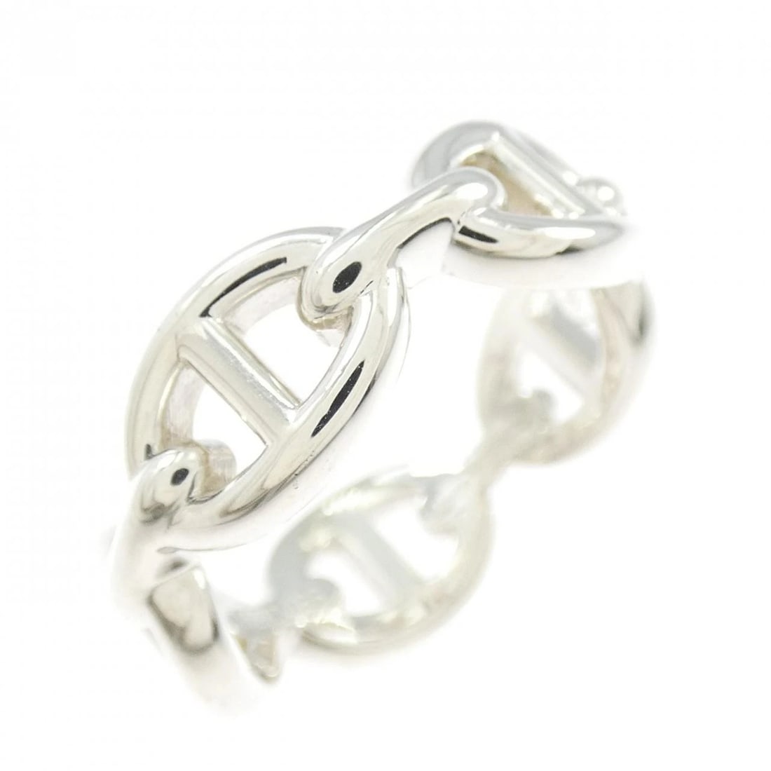 HERMES CHAINE D'ANCRE ENCHAINE RING: Hermes Chaine d'Ancre Enchaine Ring Brand: HERMES Type: Ring Material: 925Silver, Color: Silver Size: US 6 1/4 Accessories: None Accessories Notice: When purchasing pre-owned goods, please refer to