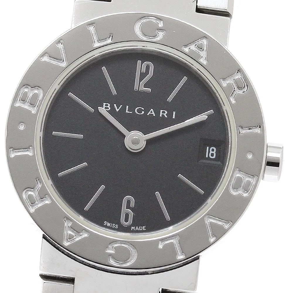BVLGARI DATE QUARTZ WATCH: BVLGARI Date Quartz Watch Brand: BVLGARI Type: Wristwatch Material: Band Material Stainless Steel, Case Material Stainless Steel Color: Band Color Silver, Dial Colorblack, Case ColorSilver Size: Case