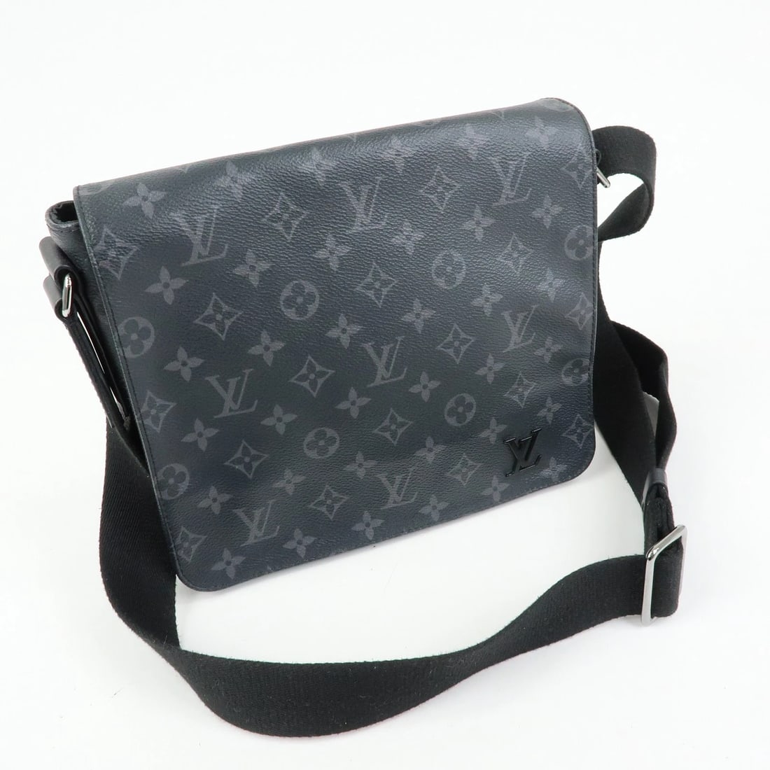 LOUIS VUITTON MONOGRAM ECLIPSE DISTRICT PM CROSSBODY BAG - 4