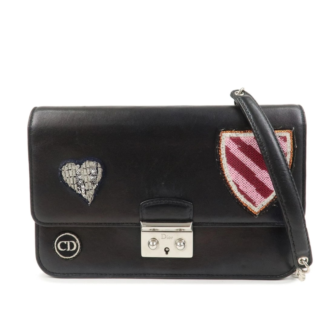 AUTH CHRISTIAN DIOR LEATHER CHAIN SHOULDER BAG HEART: Auth Christian Dior Leather Chain Shoulder Bag Heart Brand: bvlgari Type: long wallet Material: Leather Color: Black Size: W21cm(8.27")H13.5cm(5.31")D4cm(1.57") Accessories: None Accessori