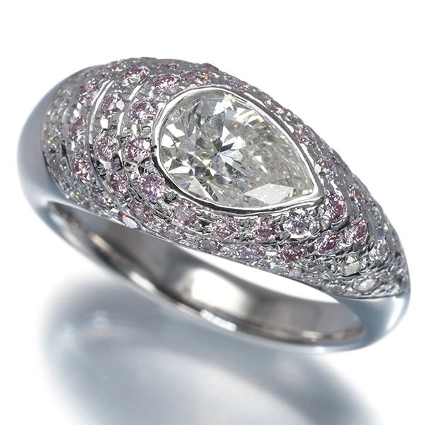 CLEAR & PINK DIAMOND PEAR-SHAPED PAVED RING: Clear & Pink Diamond Pear-shaped Paved Ring Brand: Unbranded Type: Ring Material: 18K / 750 / White Gold, Main Stone/Creation NATURAL Color: white Gold Size: US 6 - 6.25 Accessories: None