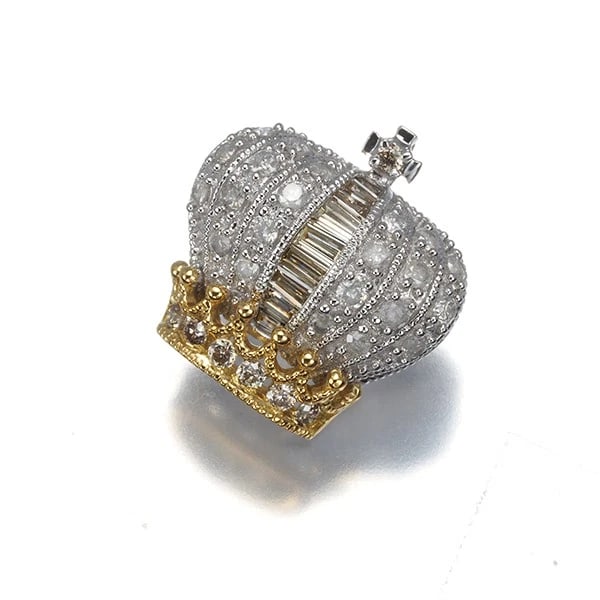 KASAHARA MASUMI PENDANT DIAMOND CROWN TAPERED-CUT: KASAHARA MASUMI Pendant Diamond Crown Tapered-cut Brand: KASAHARA MASUMI Type: Pendant Material: 18K / 750 / White Gold 18K / 750 / Yellow Gold, Main Stone/Creation NATURAL; Color: WG,YG Size: Design 