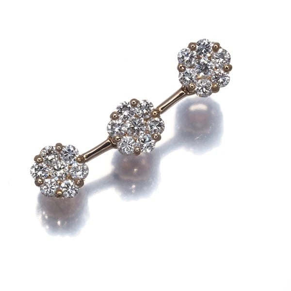 DIAMOND FLOWER PENDANT 18K 750 ROSE GOLD: Diamond Flower Pendant 18K 750 Rose Gold Brand: Unbranded Type: Pendant Material: 18K / 750 / Rose Gold, Main Stone/Creation NATURAL Color: Rose Gold Size: Design size: 21.5 x 5.2mmBail inner diameter
