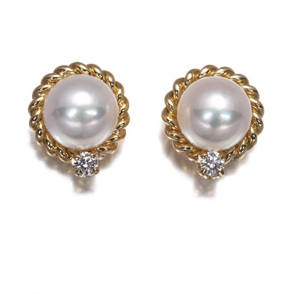 MIKIMOTO EARRINGS AKOYA PEARL DIAMOND: Mikimoto Earrings Akoya Pearl Diamond Brand: Mikimoto Type: Earing Material: 18K / 750 / Yellow Gold, Main Stone/Creation CULTURED Color: Yellow Gold Size: Design size: 10.1 x 8.9mm Accessories: None