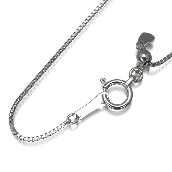 CHAIN NECKLACE 18K 750 WHITE GOLD: Chain Necklace 18K 750 White Gold Brand: Unbranded Type: Necklace Material: 18K / 750 / White Gold, Color: White gold Size: Necklace length: 45cm AdjUS table to short length with an extender. Necklace