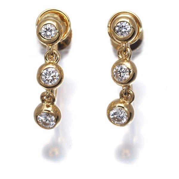 MIKIMOTO EARRINGS DIAMOND DROP 18K 750 YELLOW GOLD: Mikimoto Earrings Diamond Drop 18K 750 Yellow Gold Brand: MIKIMOTO Type: Earrings Material: 18K / 750 / Yellow Gold, Main Stone/Creation NATURAL Color: Yellow Gold Size: Design size: 15.8 x 4.0mm