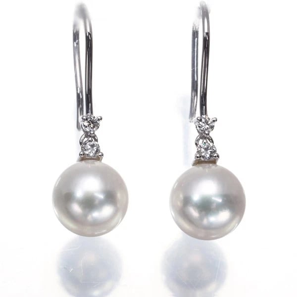 MIKIMOTO EARRINGS AKOYA PEARL DIAMOND 18K 750 WHITE GOLD: Mikimoto Earrings Akoya Pearl Diamond 18K 750 White Gold Brand: MIKIMOTO Type: Earrings Material: 18K / 750 / White Gold, Color: White gold Size: Total length of design: 24.0mm Accessories: None <