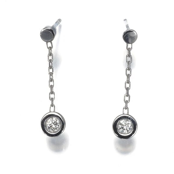 GUCCI EARRINGS DIAMOND 18K 750 WHITE GOLD: GUCCI Earrings Diamond 18K 750 White Gold Brand: GUCCI Type: Earrings Material: 18K / 750 / White Gold, Main Stone/Creation NATURAL Color: White gold Size: Design size: 21.8 x 5.0mm Accessories: N