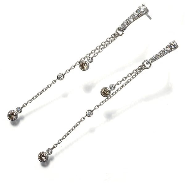 KASHIKEY EARRINGS DIAMOND 18K 750 WHITE GOLD: KASHIKEY Earrings Diamond 18K 750 White Gold Brand: KASHIKEY Type: Earrings Material: 18K / 750 / White Gold, Main Stone/Creation NATURAL Color: White gold Size: Design size: 61.0 x 3.0mm Accessori