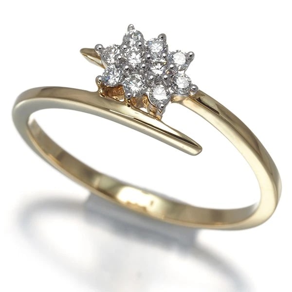 DIAMOND FLOWER RING 18K 750 YELLOW WHITE GOLD: Diamond Flower Ring 18K 750 Yellow White Gold Brand: Unbranded Type: Ring Material: 18K / 750 / Yellow Gold 18K / 750 / White Gold, Main Stone/Creation NATURAL Color: YG.WG Size: US 6 - 6.25 Acces