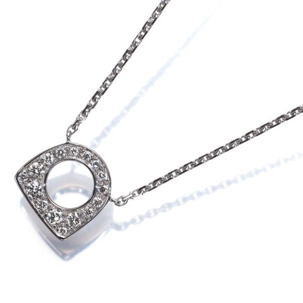 FRED NECKLACE DIAMOND SUCCESS MINI: FRED Necklace Diamond Success Mini Brand: FRED Type: Necklace Material: 18K / 750 / White Gold, Main Stone/Creation NATURAL Color: white gold Size: Necklace length: 38 / 40cm Pendant size: 8.4 x 8.5mm