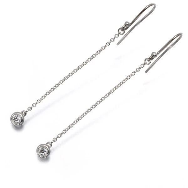 TIFFANY&CO. EARRINGS BY THE YARD DROP CHAIN HOOK SILVER 925: Tiffany&Co. Earrings By The Yard Drop Chain Hook Silver 925 Brand: Tiffany & Co. Type: Earring Material: 925 / Sterling Silver, Main Stone/Creation NATURAL Color: Silver Size: Design Size: Diameter Ap