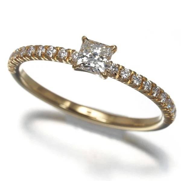 CARTIER RING DIAMOND ETINCELLE DE PRINCESS-CUT 18K YG: Cartier Ring Diamond Etincelle de Princess-cut 18K YG Brand: Cartier Type: Ring Material: 18K / 750 / Yellow Gold, Main Stone/Creation Natural Color: YEllow Gold Size: US 4.5 Accessories: None