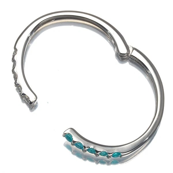PARAIBA TOURMALINE DIAMOND: Paraiba Tourmaline Diamond Brand: Unbranded Type: Ring Material: 850 / Platinum, Main Stone/Creation Natural Color: Silver Size: US 6.5-7.5 Accessories: None Accessories Notice: When purch