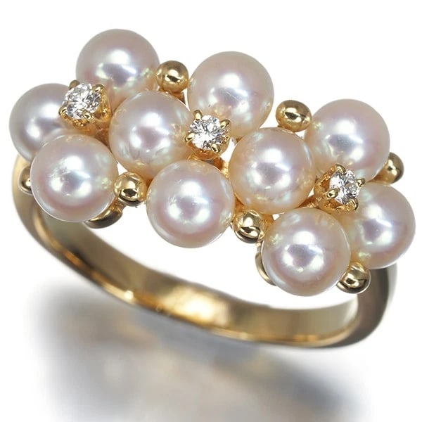 MIKIMOTO RING BABY AKOYA PEARL DIAMOND: Mikimoto Ring Baby Akoya Pearl Diamond Brand: MIKIMOTO Type: Ring Material: 18K / 750 / Yellow Gold, Main Stone/Creation Cultured Color: YEllow Gold Size: US 5 Accessories: None Accessorie