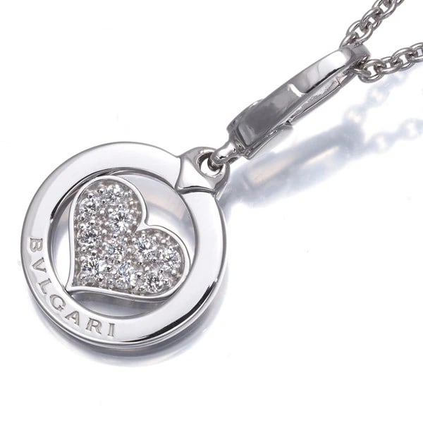 BVLGARI NECKLACE DIAMOND TONDO HEART: BVLGARI Necklace Diamond Tondo Heart Brand: BVLGARI Type: Necklace Material: 18K / 750 / White Gold, Main Stone/Creation Natural Color: white gold Size: Necklace length: 40cm Pendant size: Diameter 14