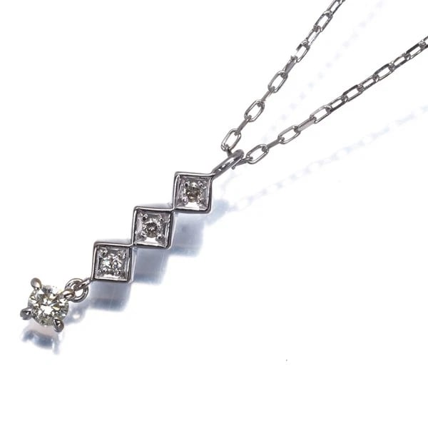 DIAMOND 4P NECKLACE 18K 750 WHITE GOLD: Diamond 4P Necklace 18K 750 White Gold Brand: Unbranded Type: Necklace Material: 18K / 750 / White Gold, Main Stone/Creation Natural Color: white gold Size: Necklace length: 40 / 43cm Pendant size: 16