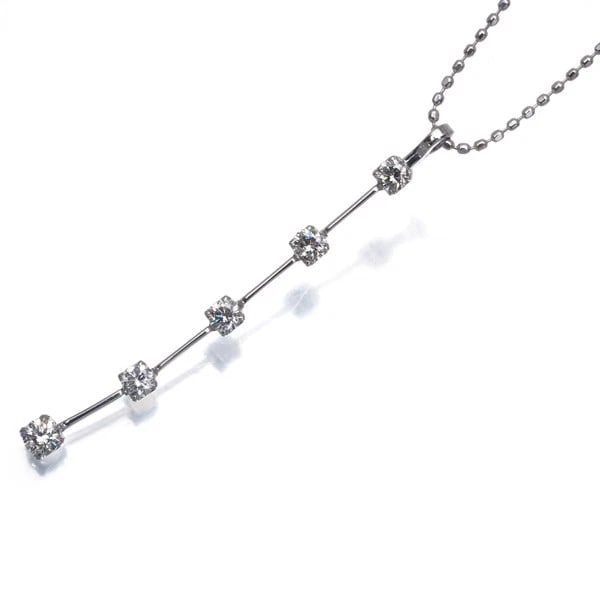 DIAMOND 5P NECKLACE 18K 750 WHITE GOLD: Diamond 5P Necklace 18K 750 White Gold Brand: Unbranded Type: Necklace Material: 18K / 750 / White Gold, Main Stone/Creation Natural Color: white gold Size: Necklace length: 36 / 40cm Pendant size: 33