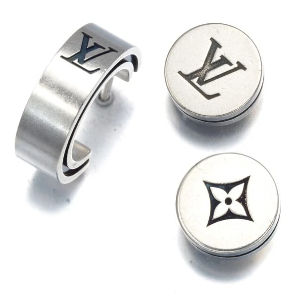 LOUIS VUITTON EARRINGS925 STERLING SILVER: Louis Vuitton Earrings925 Sterling Silver Brand: Louis Vuitton Type: Earrings Material: 925 / Sterling Silver, Color: Sterling Silver Size: Design Size Hoop: Approximately length 15.0 x width 13.8 x t