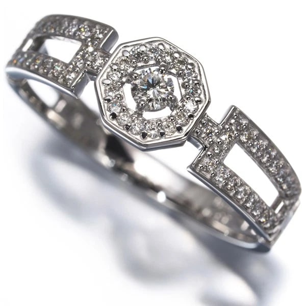 VENDOME RING DIAMOND 950 PLATINUM: VENDOME Ring Diamond 950 Platinum Brand: VENDOME Type: Ring Material: 950 / Platinum, Main Stone/Creation Natural Color: Silver Size: US 7.25 - 7.5 Accessories: None Accessories Notice: Wh